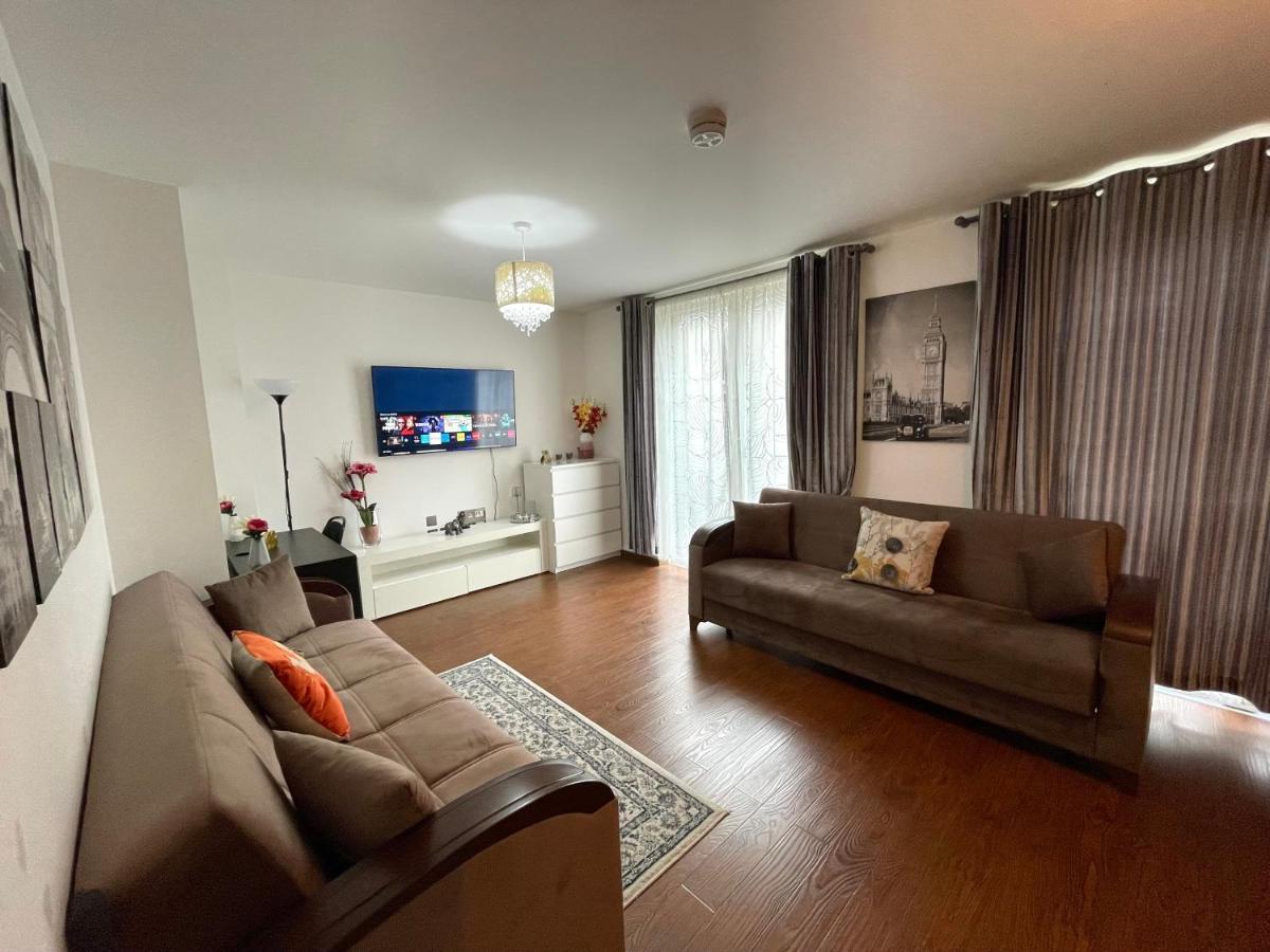 London Stratford Luxury House, 5 Minutes Walk Station, Westfield, 3 Bedrooms 3 Bathrooms, Reception, Garden, Parking Londres Exterior foto