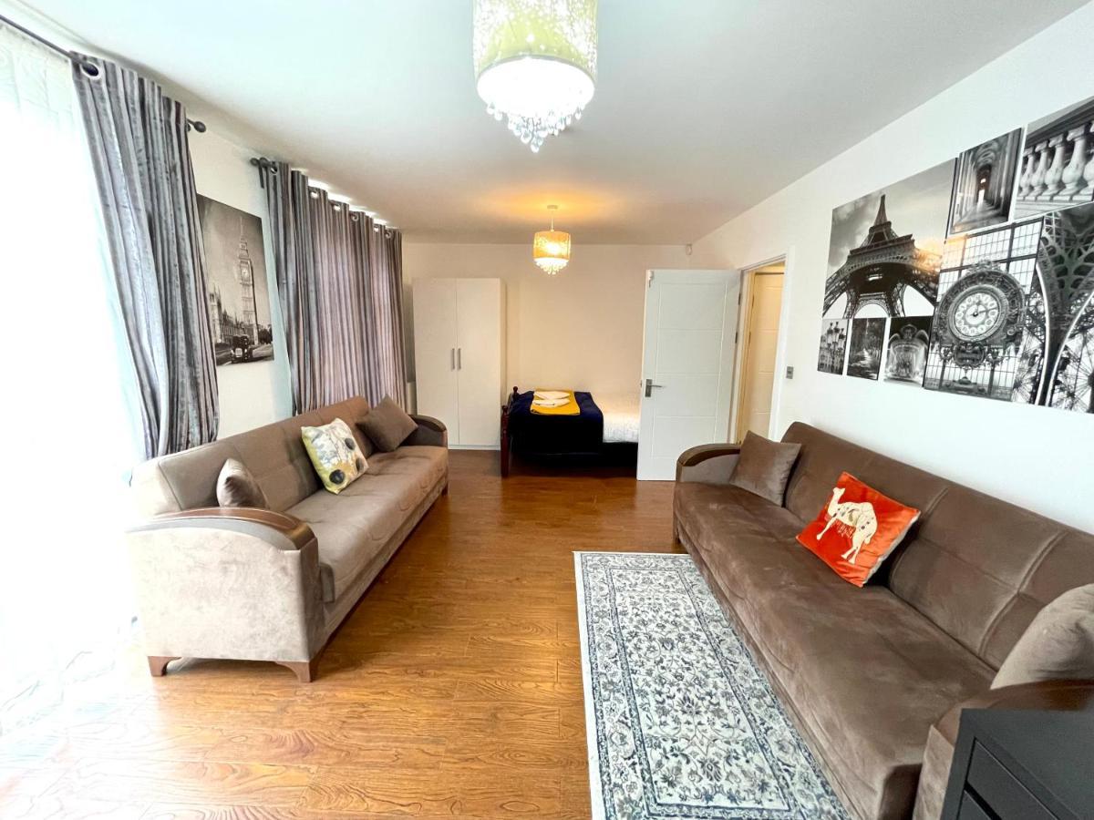 London Stratford Luxury House, 5 Minutes Walk Station, Westfield, 3 Bedrooms 3 Bathrooms, Reception, Garden, Parking Londres Exterior foto